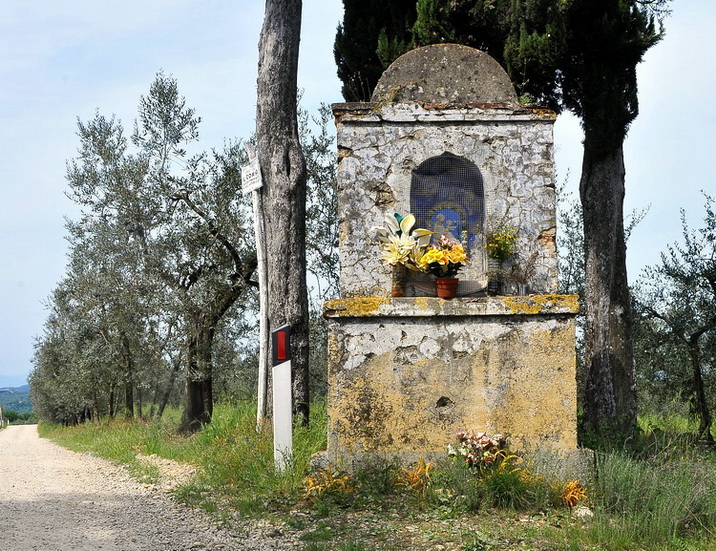 Vecchi tabernacoli toscani